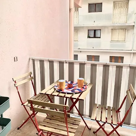 Spacious In The Heart Of Les Pins ! * 胡安莱潘